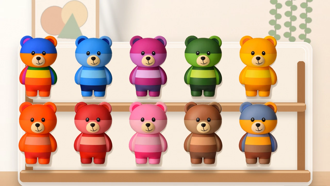 十位 TimyBear 硬质角色并排放在收藏架上